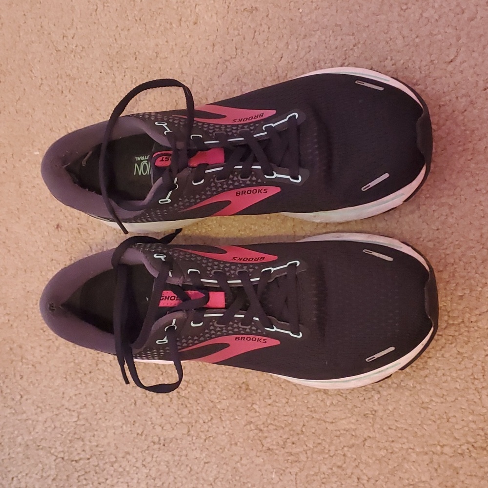 Brooks shoes